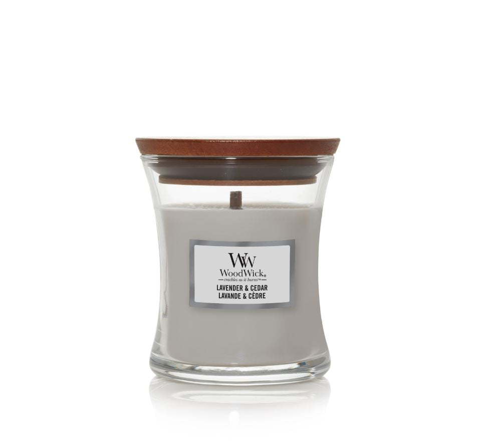 Woodwick candle lavender &amp; cedar