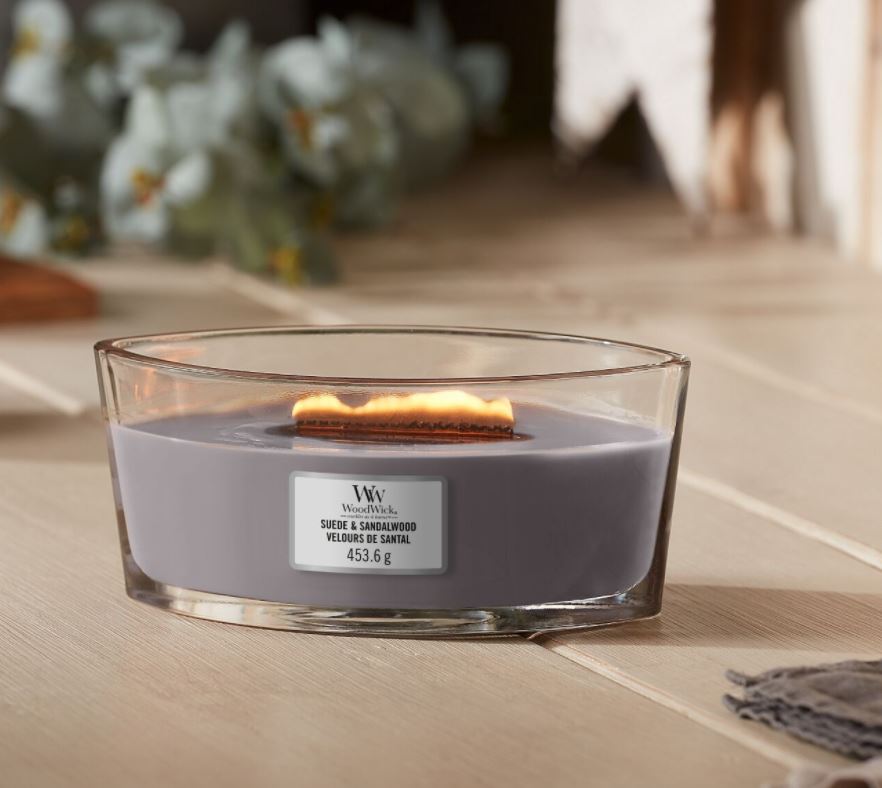 Woodwick candle sueded sandalwood